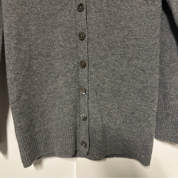 C by Bloomingdale's Cashmere Grandfather Gray Button Up Cardigan Size XS - Picture 9 of 10